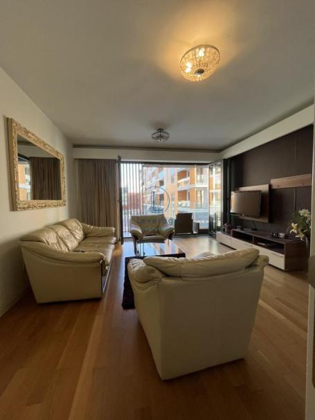 West 65, 61m2