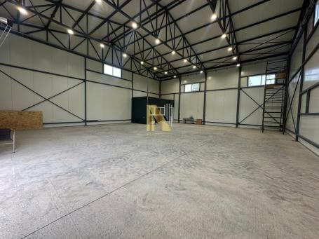 IZDAJE SE HALA U INDUSTRIJSKOJ ZONI – PREKO PUTA APTIV-A