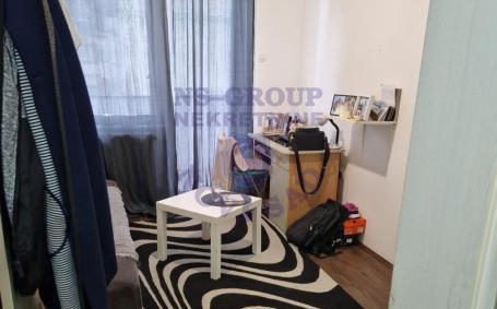 572546-Na prodaju garsonjera od 23m2 na Grbavici