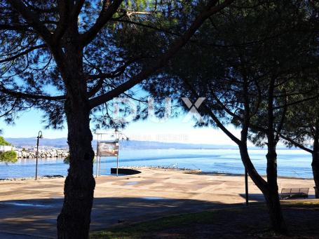 OPATIJA, IČIĆI - Stan 78 m2, drugi red do mora