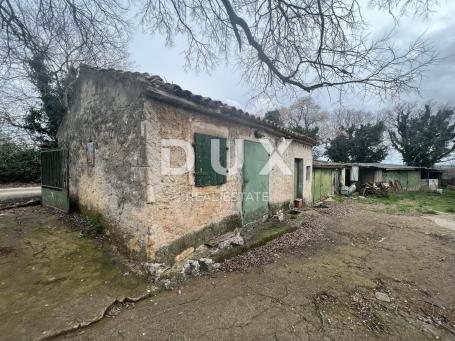 ISTRA, VALTURA - Kuća za adaptaciju 