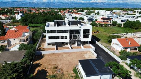 ZADAR, PRIVLAKA - Luksuzan Stan 120 Metara od Mora s Očaravajućim Pogledom na More! S5