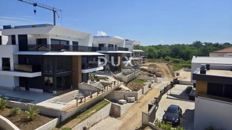 OTOK KRK, NJIVICE - Ekskluzivna novogradnja, stan s bazenom!