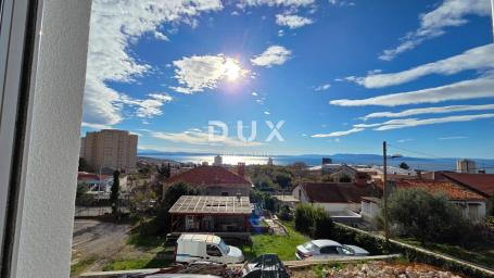 RIJEKA, SUŠAK - Kuća s pogledom na more u fazi adaptacije, 160m2
