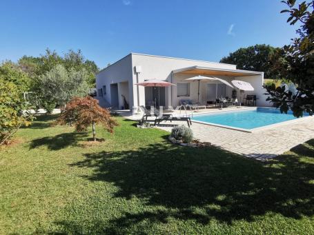 ISTRIEN, ROVINJ - Modernes, ebenerdiges Haus mit Swimmingpool