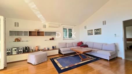 OPATIJA, IČIĆI - Penthouse, 2S+DB stan – panoramski pogled, 94m2
