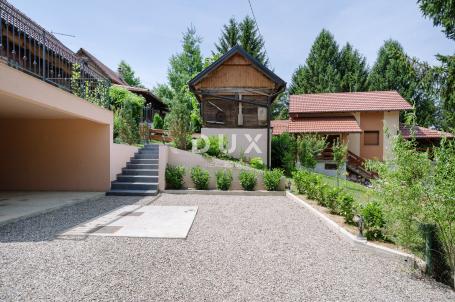KARLOVAC, BARILOVIĆ - privatni raj uz Koranu, dvije kuće i privatna SPA zona u srcu prirode, 218m2