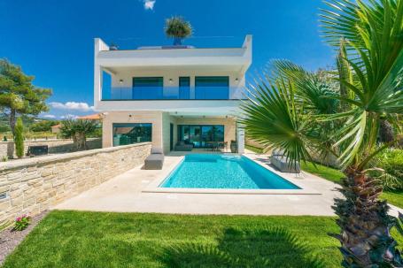 ZADAR, LJUBAČ - Luksuzna vila 2. red do mora