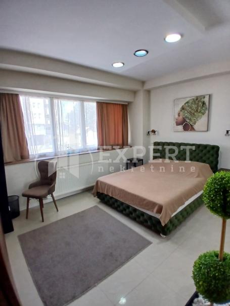 Izdaje se apartman kod Čaira, Josifa Pančića, 21m2, eg