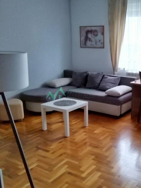 Izdavanje, Stan, 31m2 , Bulevar Evrope