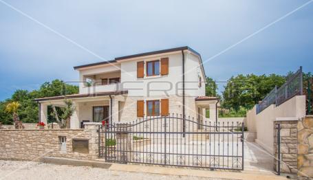 Prodaja, Kuća, Kaštelir-Labinci, Kaštelir, Samostojeća, 170m2