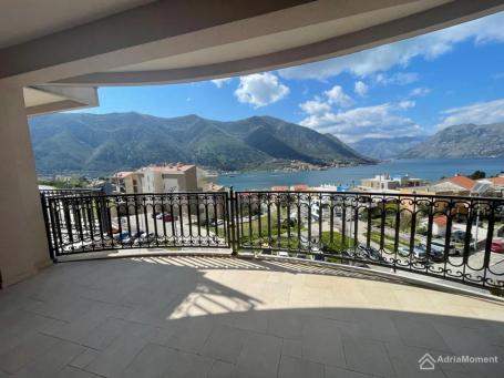 Kotor Dobrota - luksuzan stan na prodaju