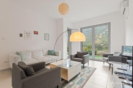 Lavender Bay - trosobni stan 97 m2 + 97 m2 terase