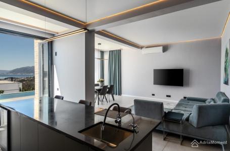 Nova vila u modernom stilu u Kavcu, Tivat-Kotor