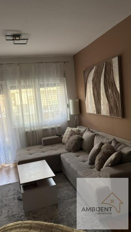 Na prodaju stan u Starim Banovcima, 49m2