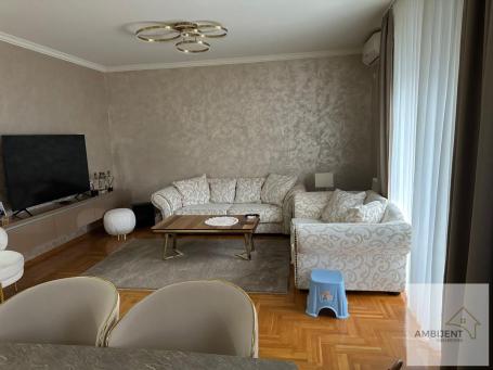 Izuzetna ponuda u samom srcu Stare Pazove, 84m2