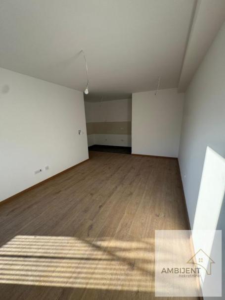 Dvoiposoban stan u Staroj Pazovi, 56 m²