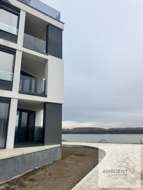 Na prodaju stan u kompleksu Dunavska panorama, Novi Banovci, 85 m2