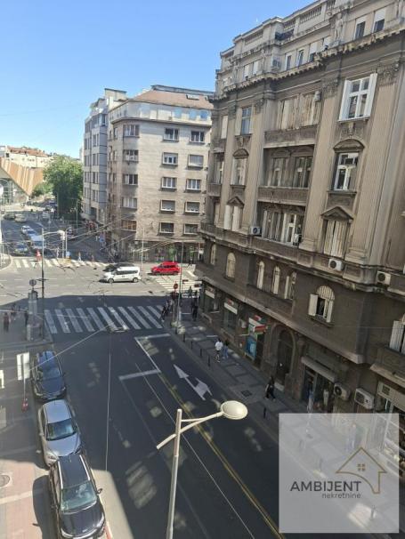 Poslovni prostor 60 m², u blizini Takovske