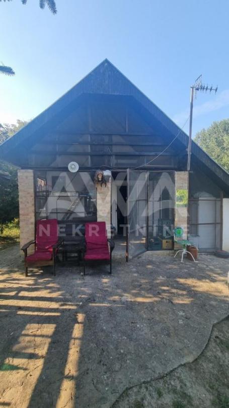 Budžak. Apatin. Opremljena vikendica 38m2, plac 21.5ar