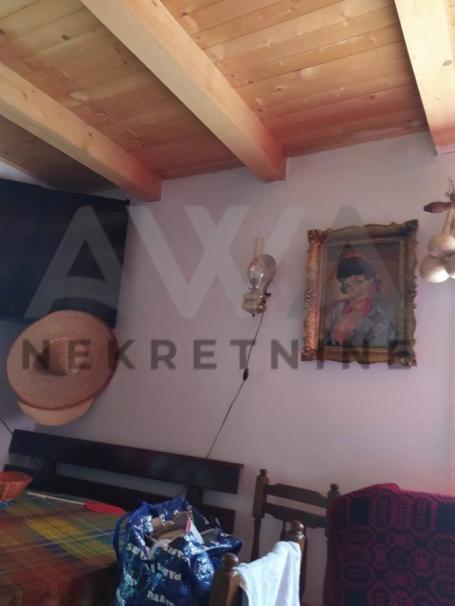 Boljevac - Jablanica , vikendica za uživanje 50m2 na parceli površine  1022m2