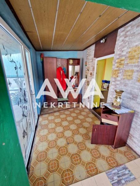 Dvorišni trosoban stan Svetozar Miletić, 74 m²