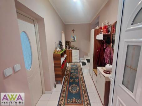 Sombor, Gornja Varoš – kuća 90m2, plac 4.8 ari
