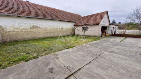 Bezdan – Kuća 152m², plac 1.839m²