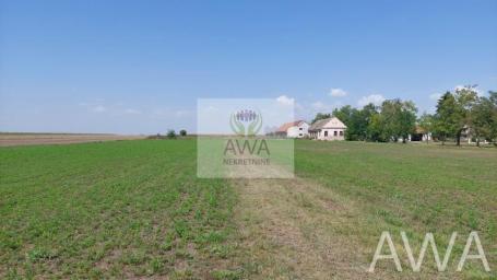 Salaš-Farma, Obzir, salaš 150m2, sa 6,48 kj poljoprivrednog zemljišta