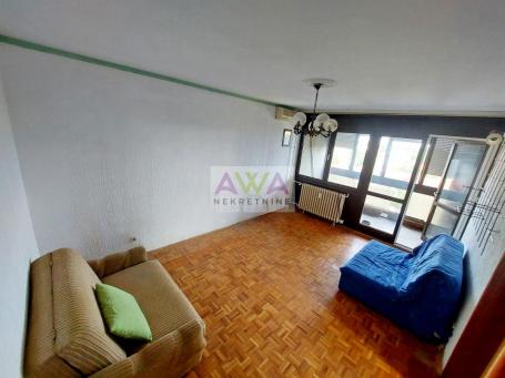 Sombor, 64m², 6. sprat, lift, dve terase