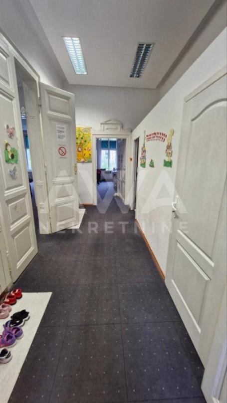 Centar, Sombor, stan od 232m2