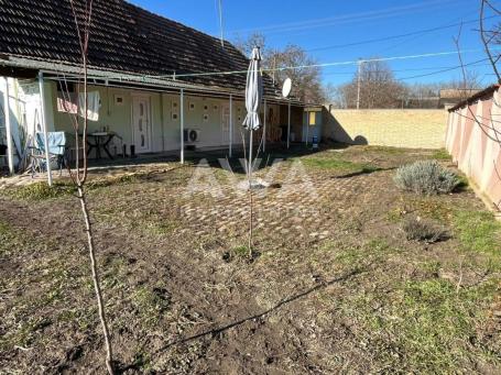 Kupusina – renovirana, nameštena kuća 75m2, odmah useljiva