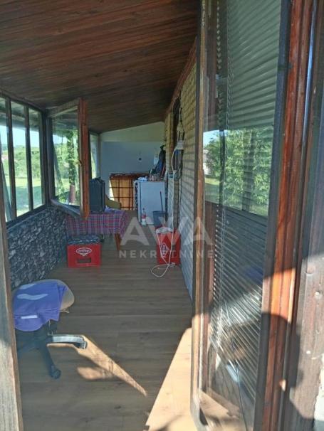 Vikendica Budžak 92 m2 na placu od 1523 m2