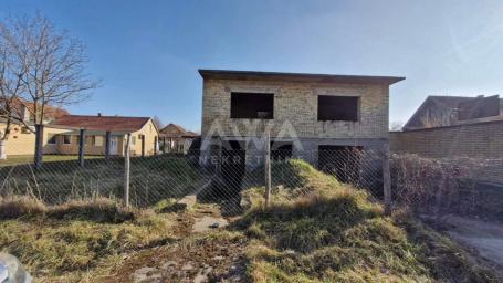Kuća u izgradnji u Somboru – Gornja Varoš | 148 m² | Plac 640 m²