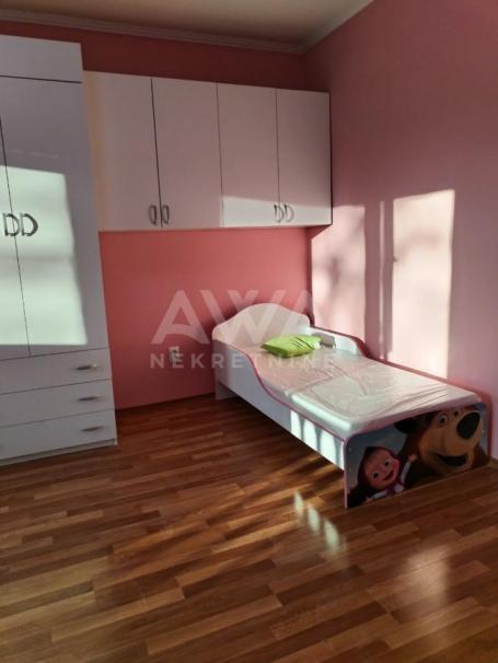 Kuća, Sombor, Crvenka, 176 m2, na placu od 362 m2