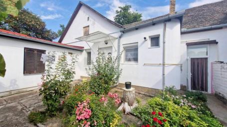 Dvojna kuća 122m2, Sombor, MZ Crvenka, Plac 419m2