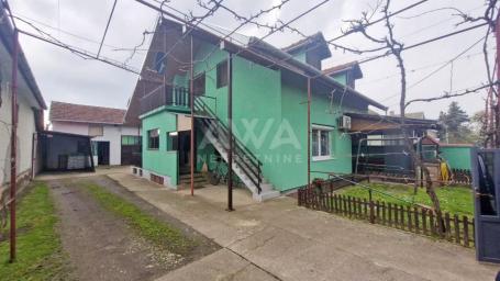 Kljajićevo, kuća 318 m2 na placu od 592 m2