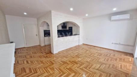 Apatin, kompletno sređen stan, 95 m2