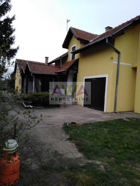 Kuća sa velikim placem 5110 m² – Sombor, Gornja Varoš