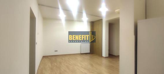 Dorćol, centar, poslovni prostor, 80m2