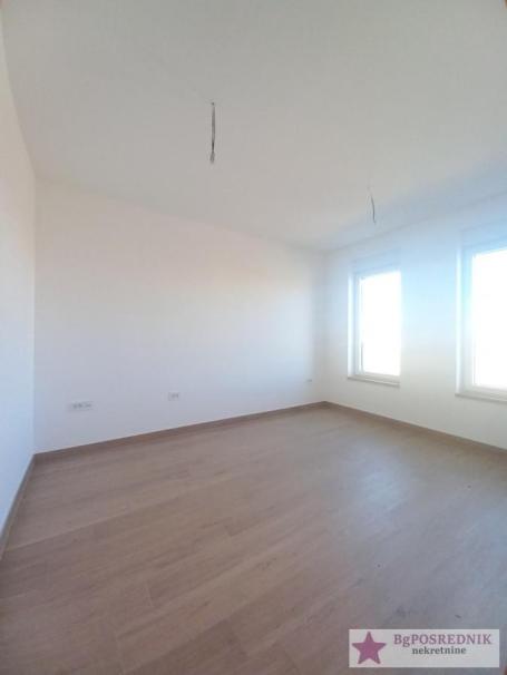 Novi Sad, Petrovaradin, Mišeluk 4, 153m2