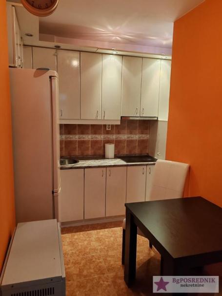 Rakovica, Kanarevo brdo, Roze Luksemburg, 91m2