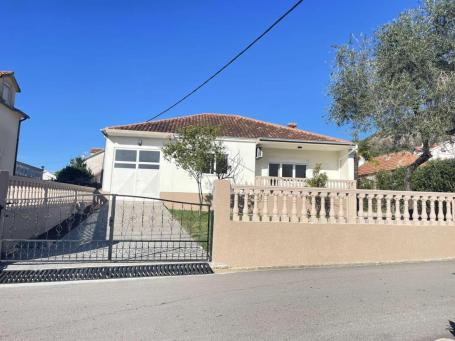 House for Sale in Tivat, Dumidran