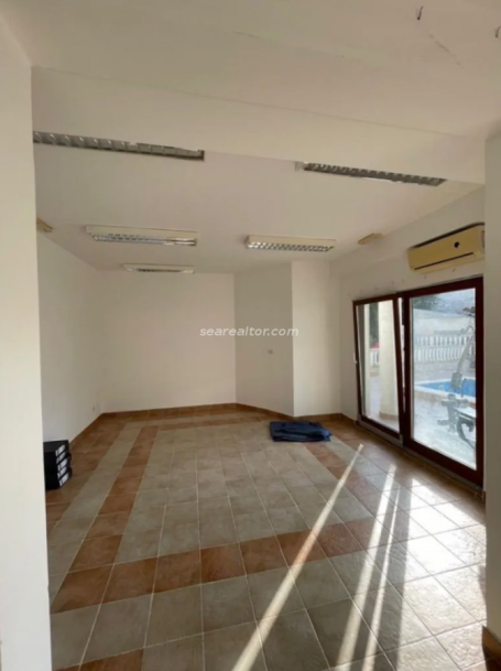 Multifunctional space, 189m2, Risan, Kotor