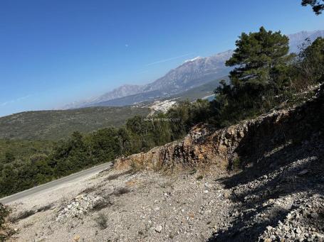 Building Lot 2,600 m² with Sea View and Luštica Bay