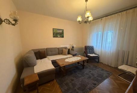 2-Bedroom Apartment with Private Parking – Tripovići, Tivat