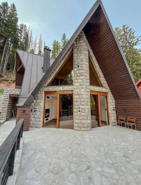 Spacious House Near Black Lake – Žabljak