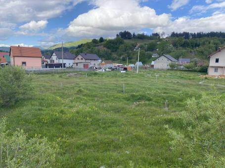Building plot near the center of Kolašin