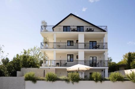 Two-bedroom apartment in a complex with a swimming pool and parking - Tivat