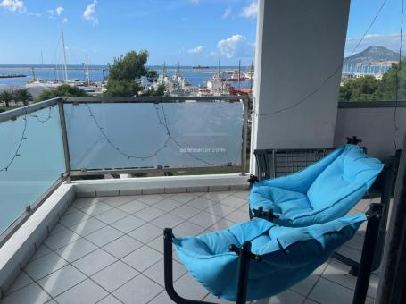Three-room apartment on the First Line of the Sea, 86 m2 - Bar